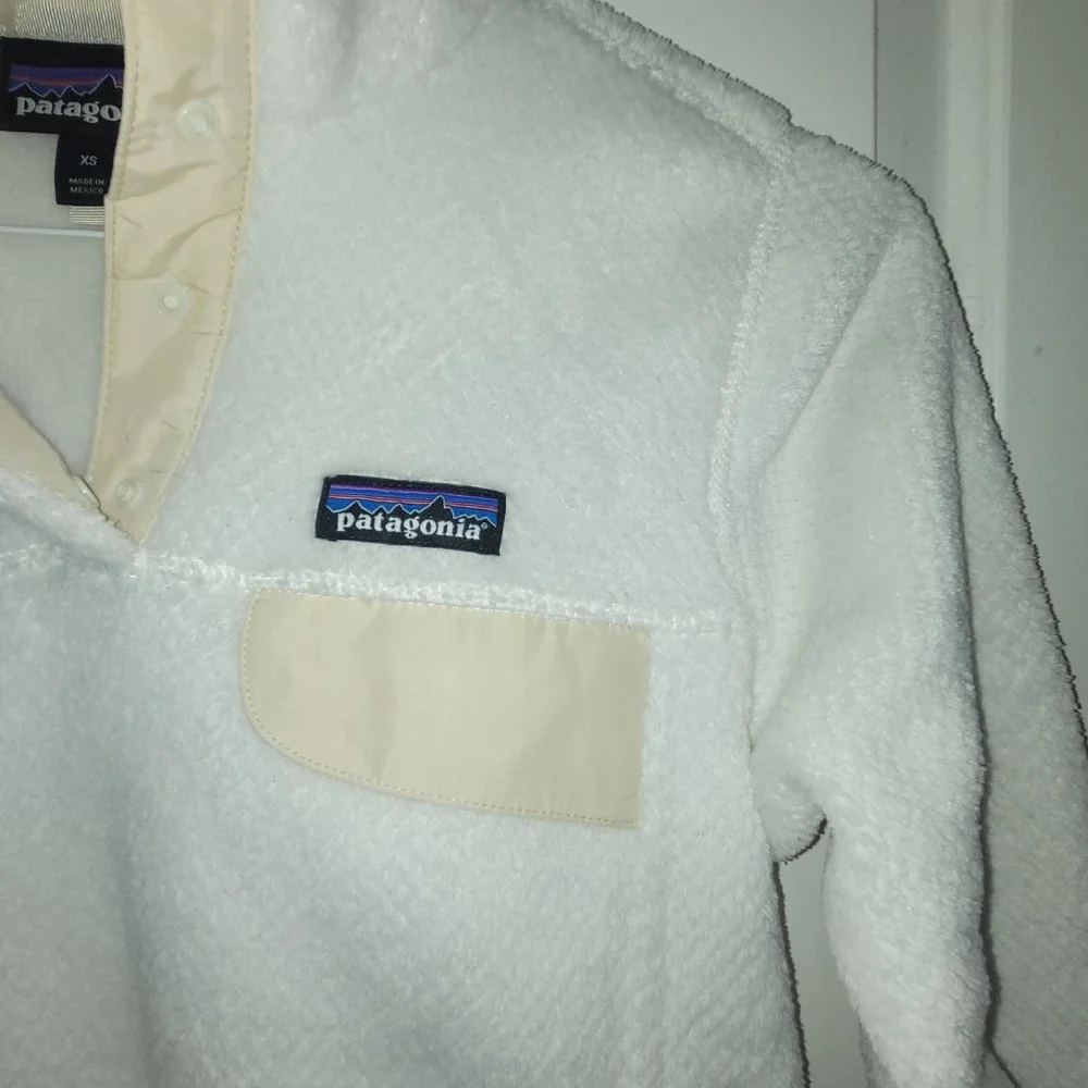 Women's Patagonia Off-White Fleece Snap-T Pullover Sweatshirt XS - Picture 5 of 7